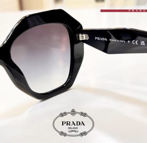 فریم طبی Prada