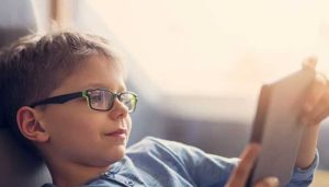 کنترل نزدیک بینی یا myopia