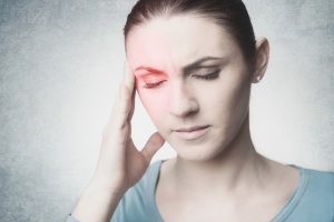 سردرد ناشی از ضعیفی چشم چگونه است؟