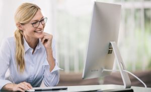چگونه بهترین عینک کامپیوتر را در سال 2023 پیدا کنیم؟