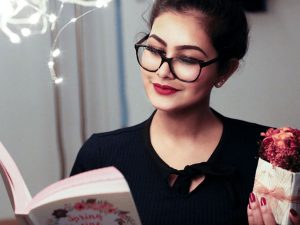 عینک مطالعه چیست؟